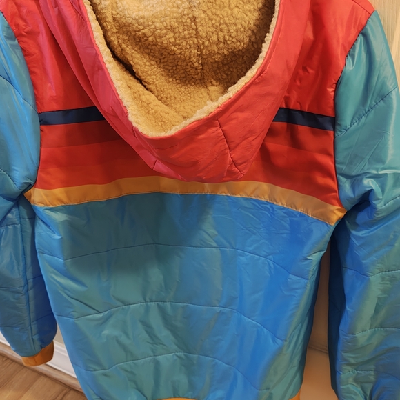 Colorful Jacket - Picture 5 of 5